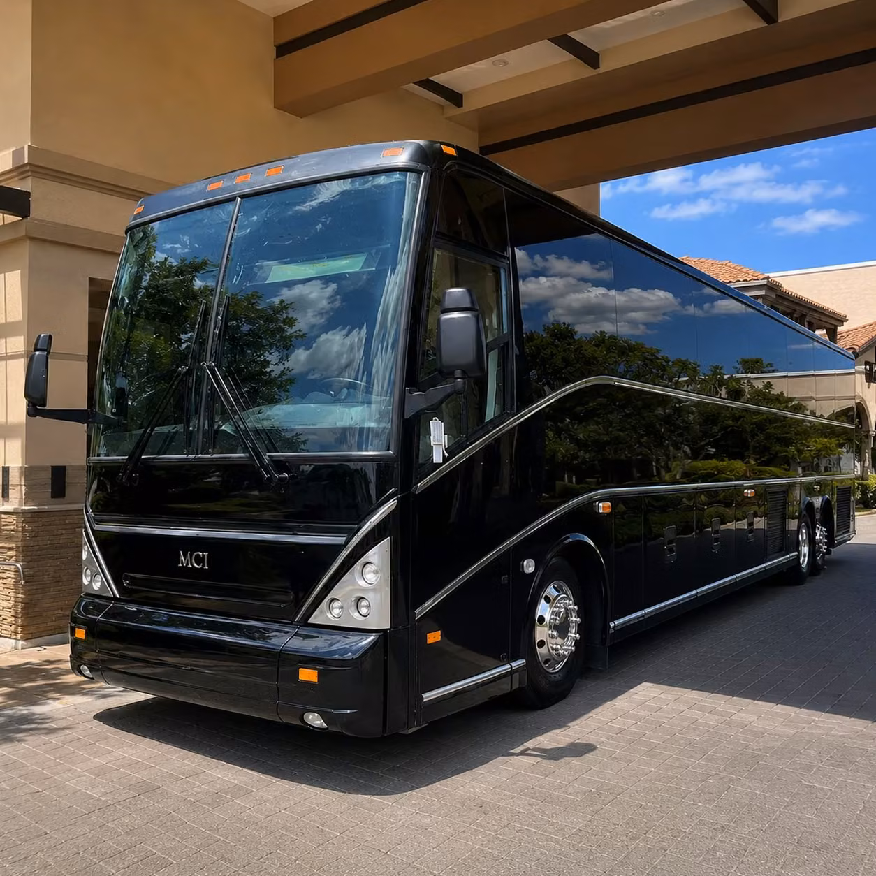 long distance corporate bus rentals from garden grove to los angeles and san diego